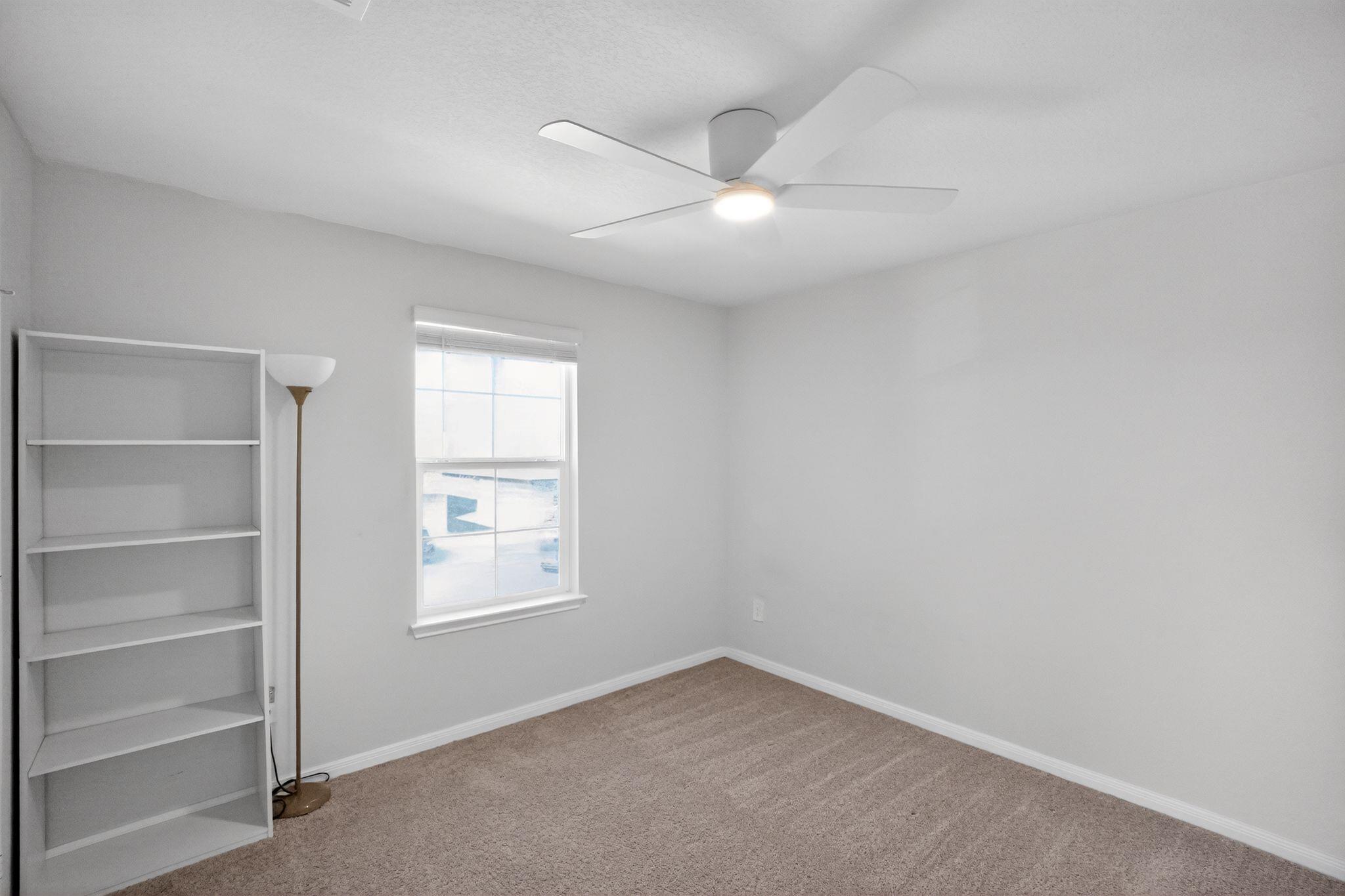 233 Bethpage Dr, San Marcos, TX 78666