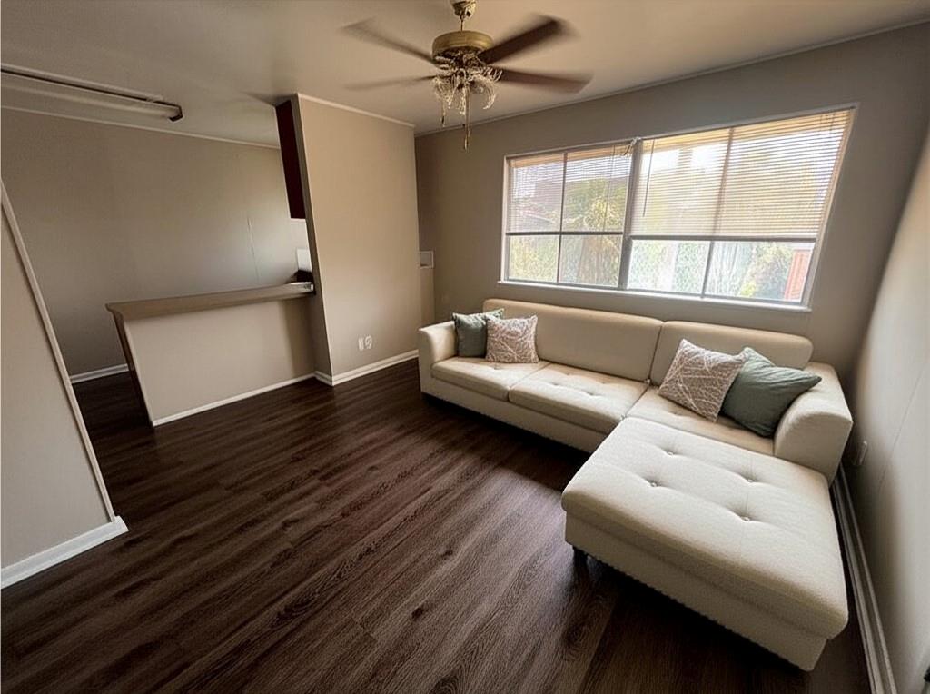 3304 Red River St # 204, Austin, TX 78705