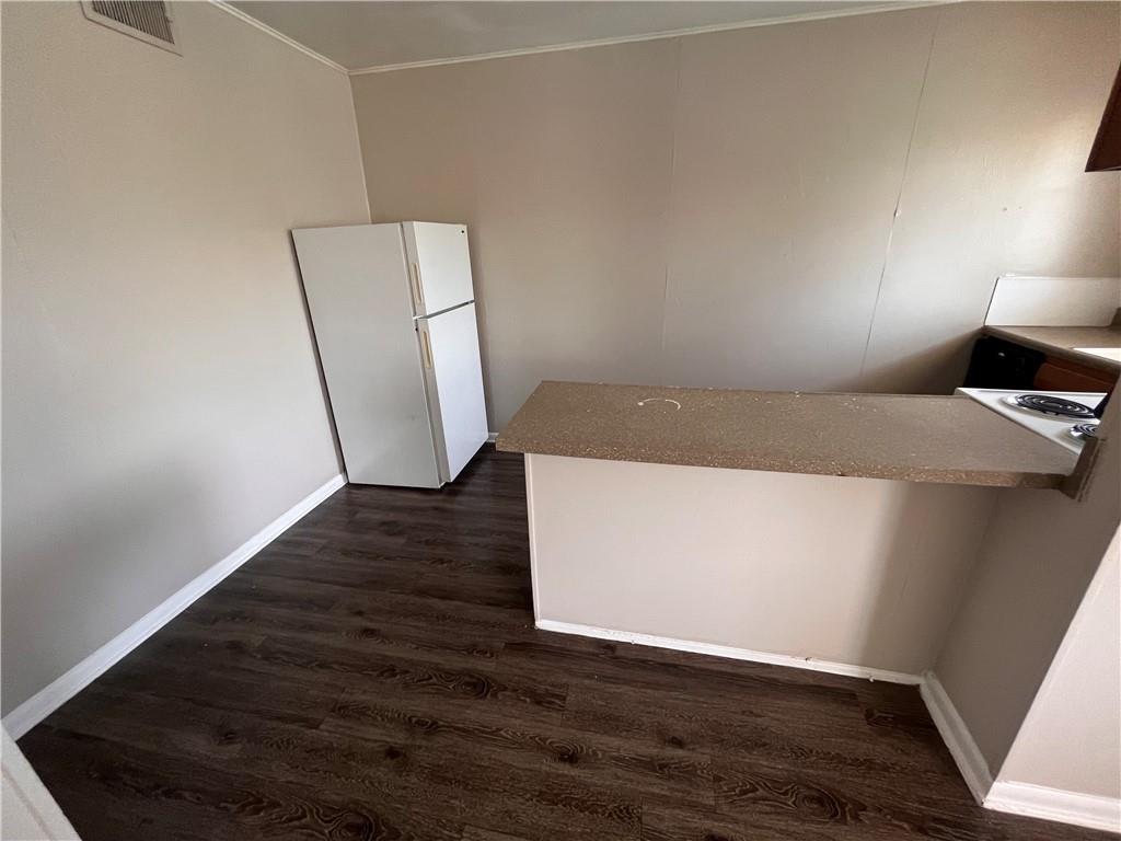 3304 Red River St # 204, Austin, TX 78705