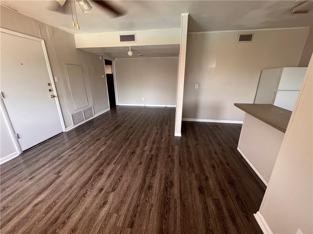 3304 Red River St # 204, Austin, TX 78705