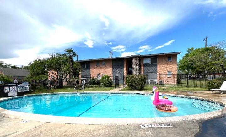 3304 Red River St # 204, Austin, TX 78705