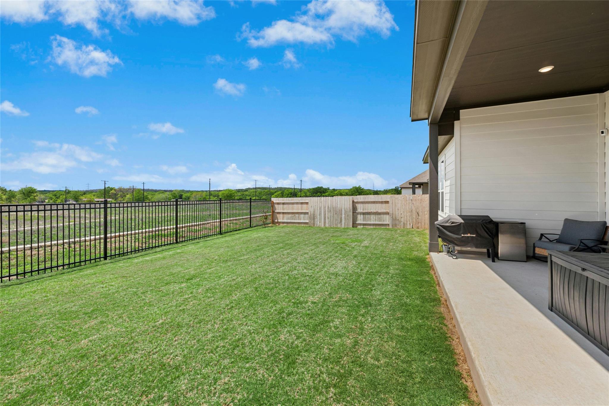 16213 Smithers Rd, Manor, TX 78653