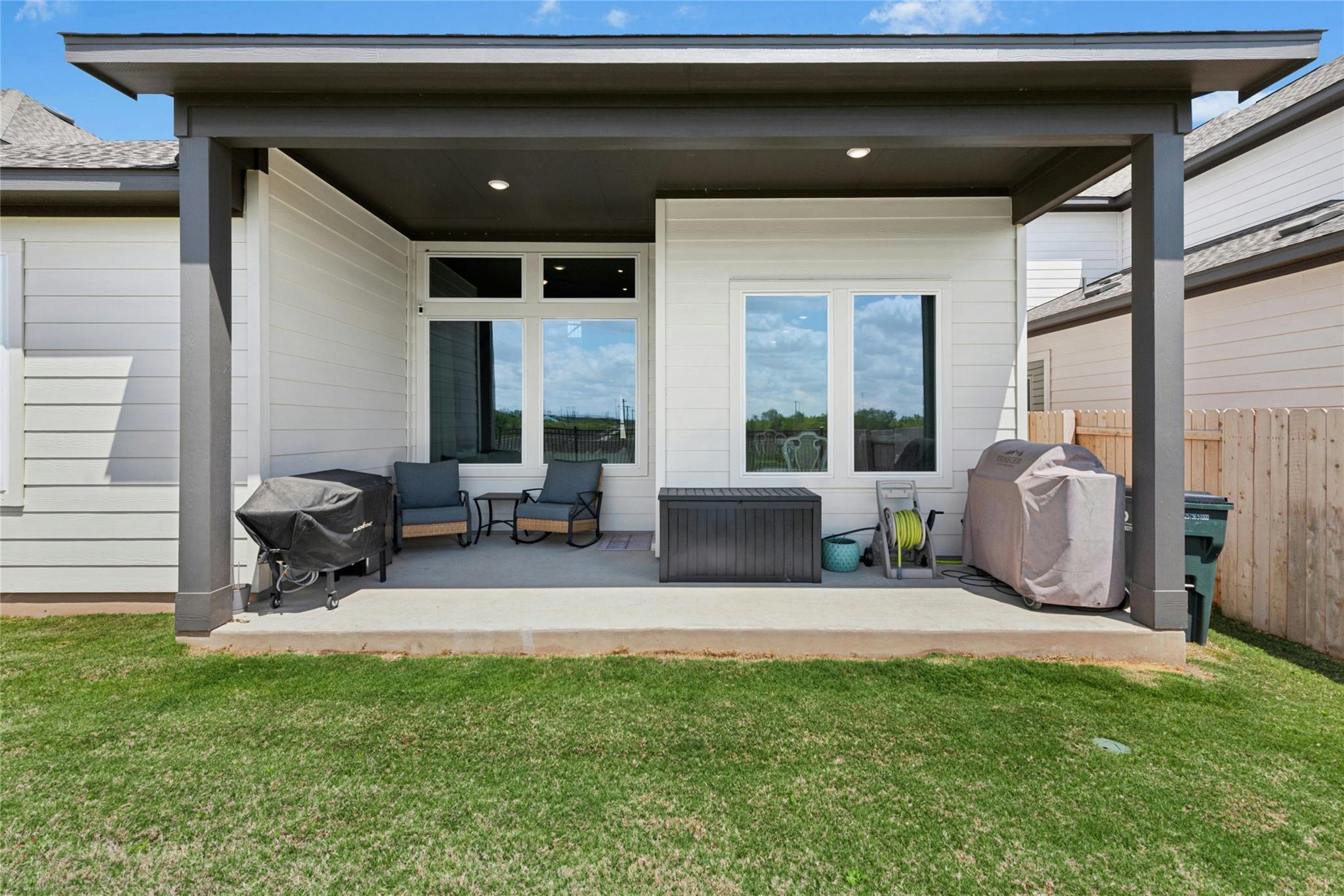 16213 Smithers Rd, Manor, TX 78653