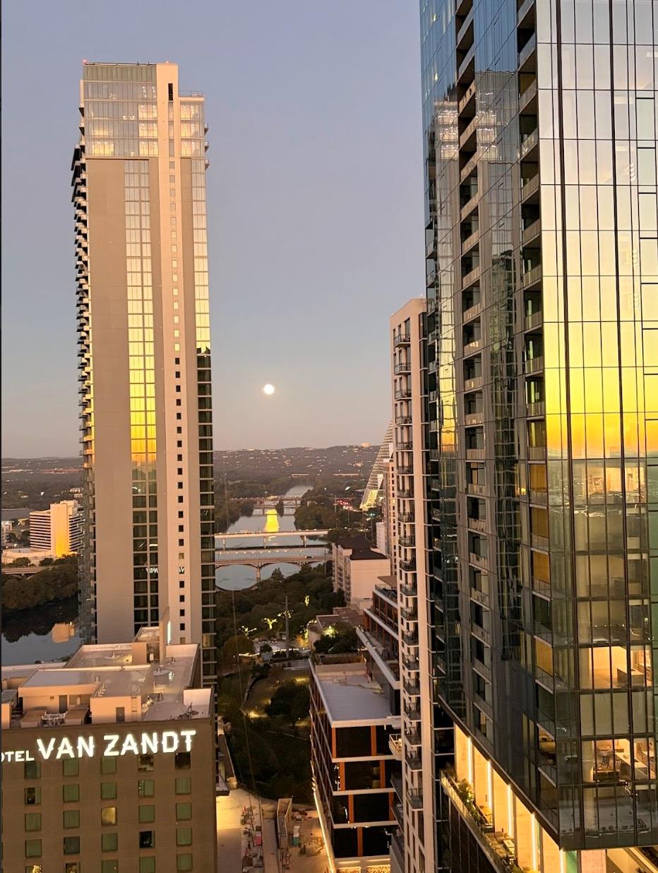 84 EAST Ave # 2801, Austin, TX 78701