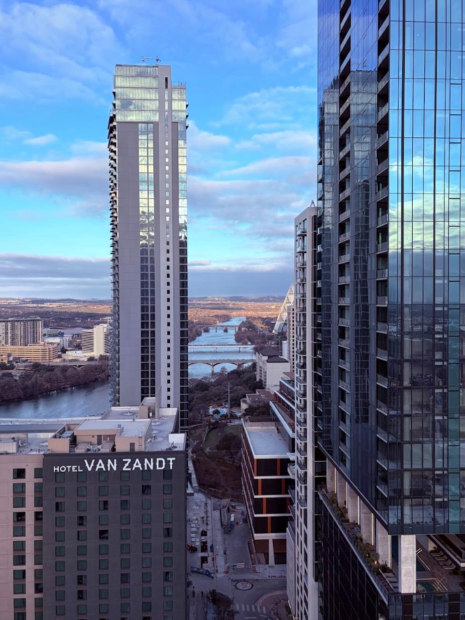 84 EAST Ave # 2801, Austin, TX 78701