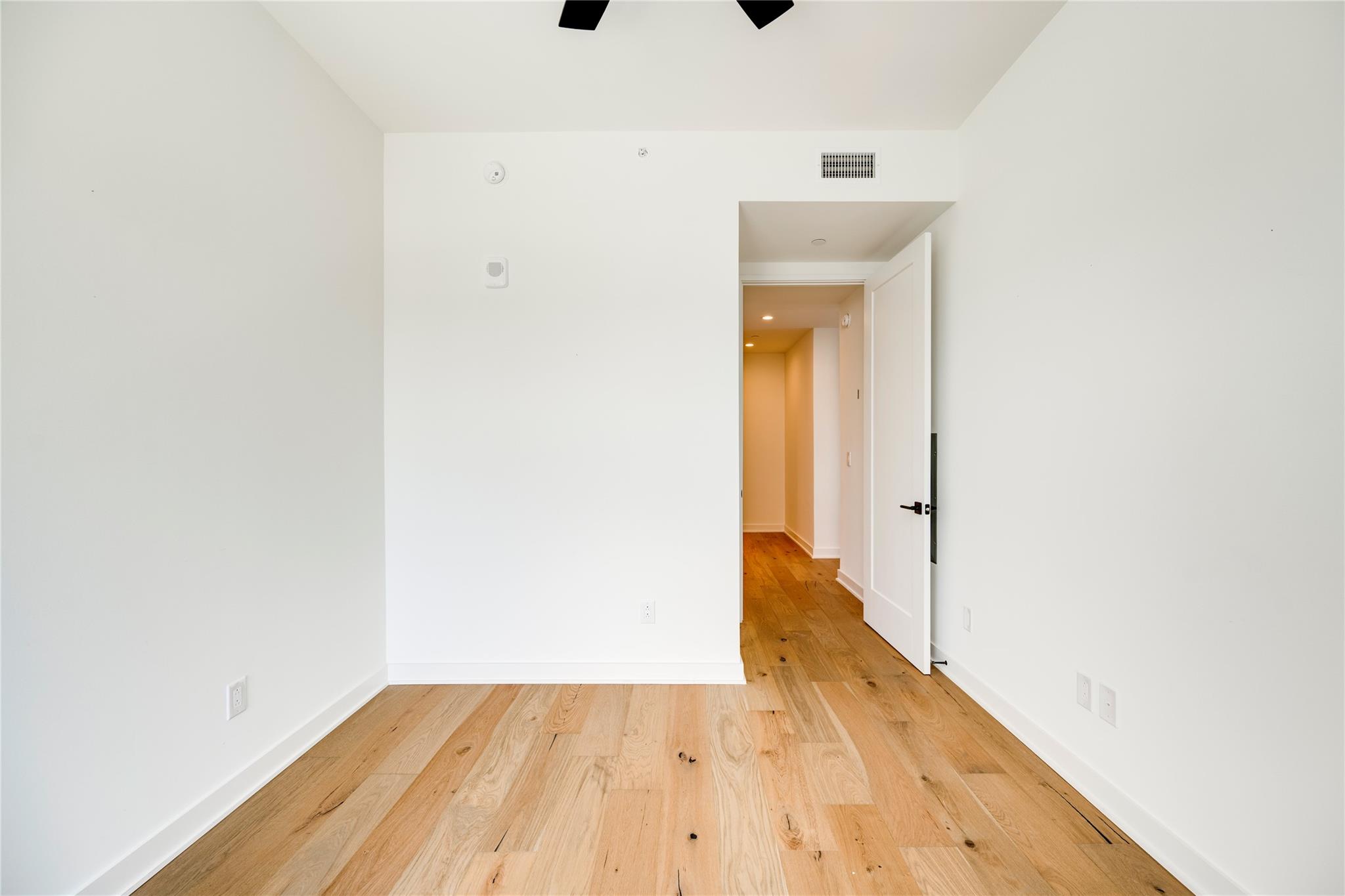 84 EAST Ave # 2801, Austin, TX 78701