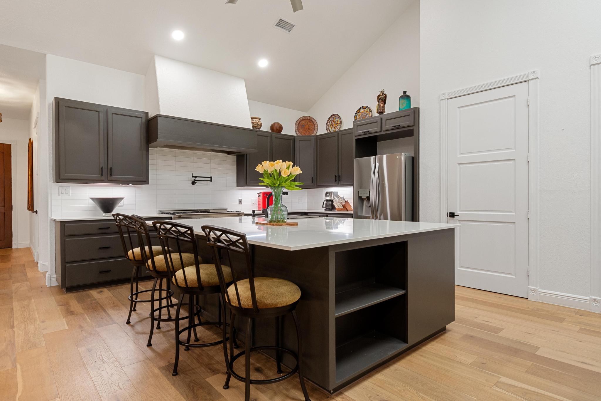 346 The Oaks Blvd, Elgin, TX 78621