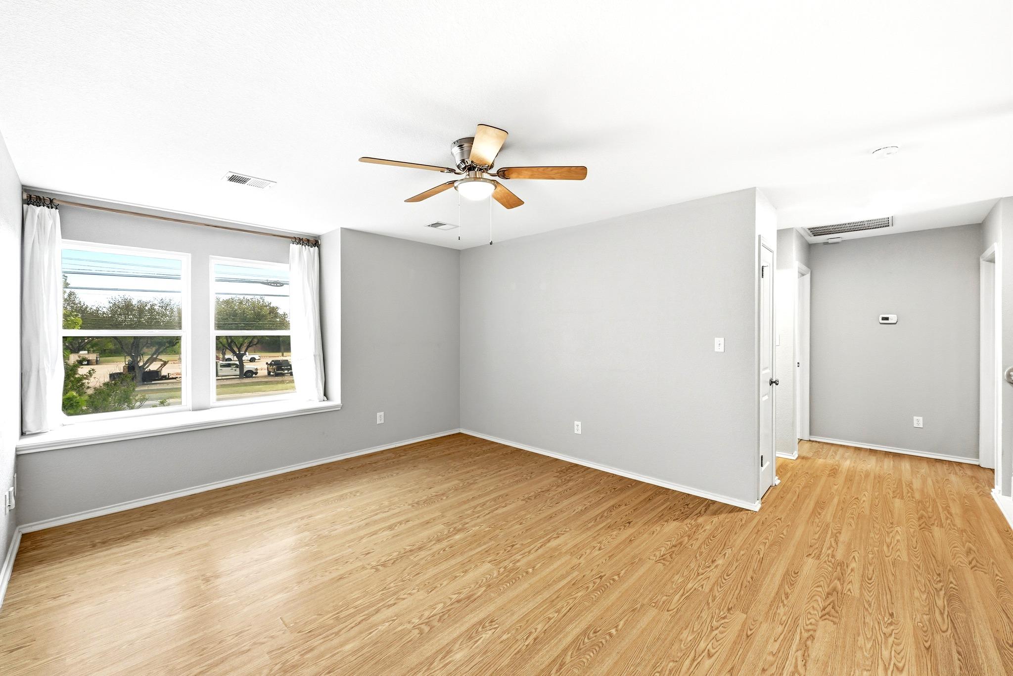 708 Holly Ct, Pflugerville, TX 78660