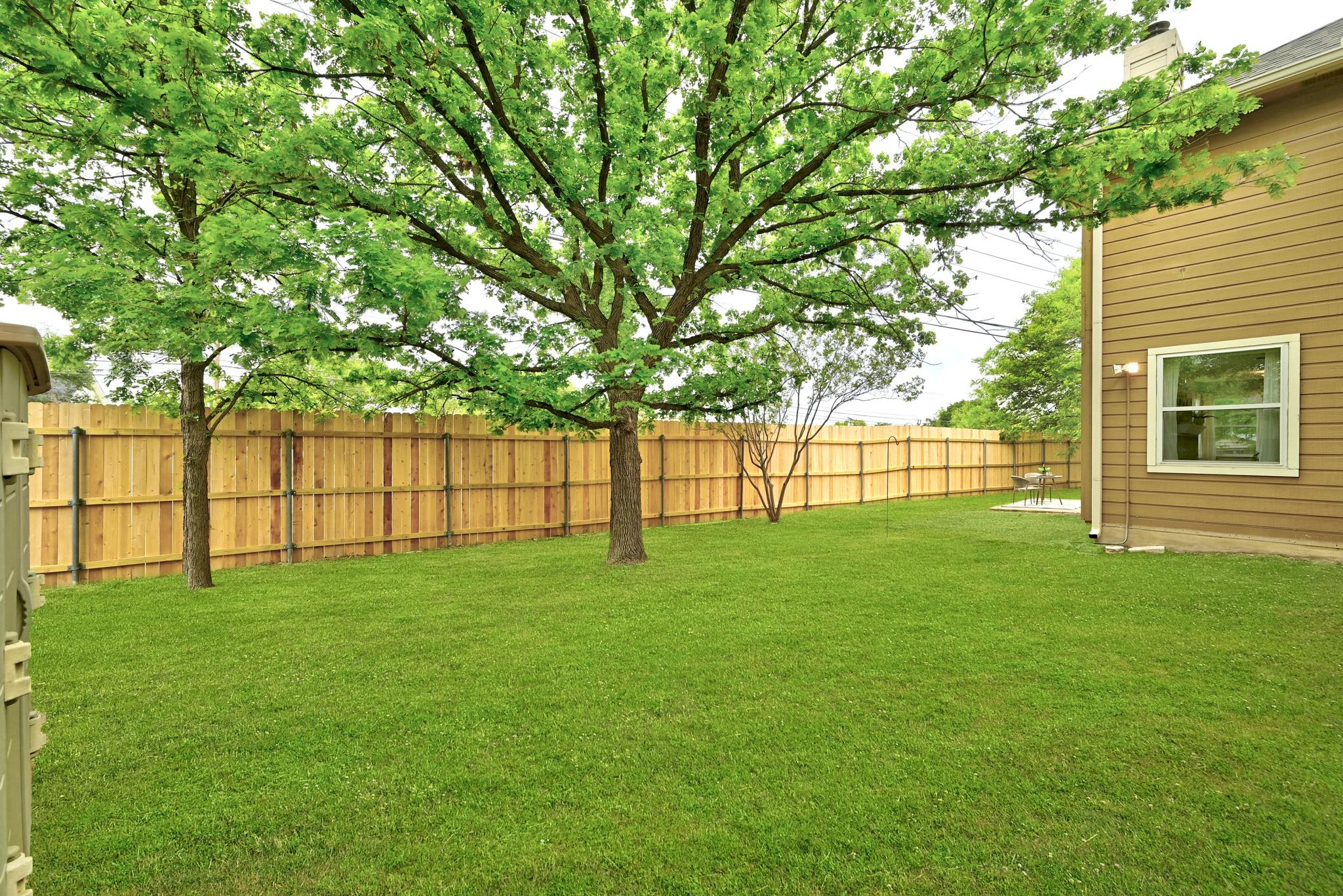 708 Holly Ct, Pflugerville, TX 78660