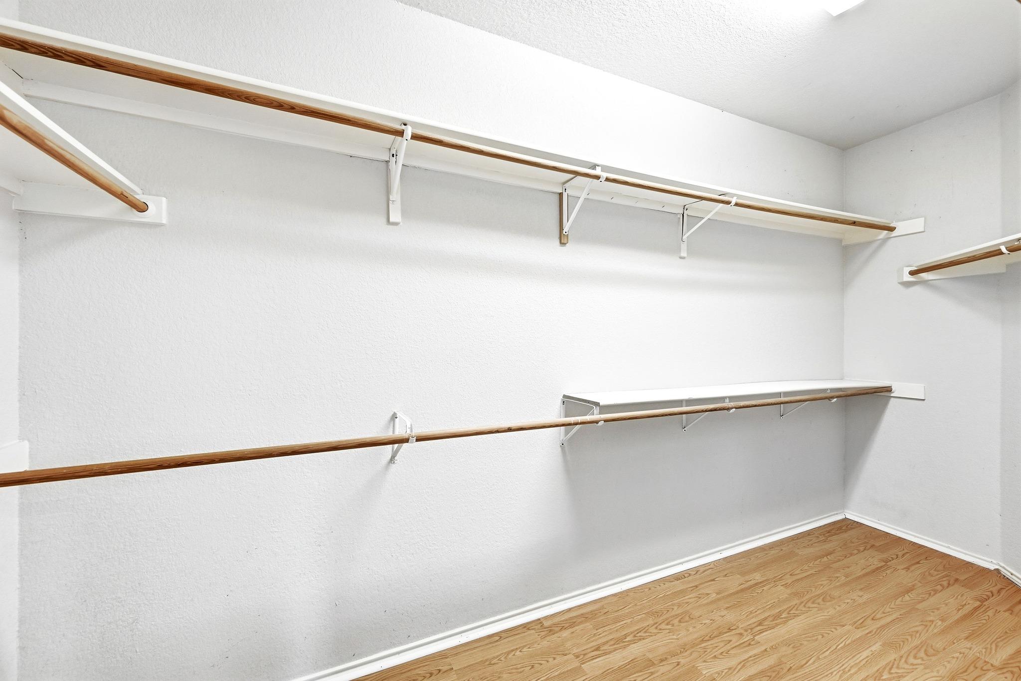 708 Holly Ct, Pflugerville, TX 78660