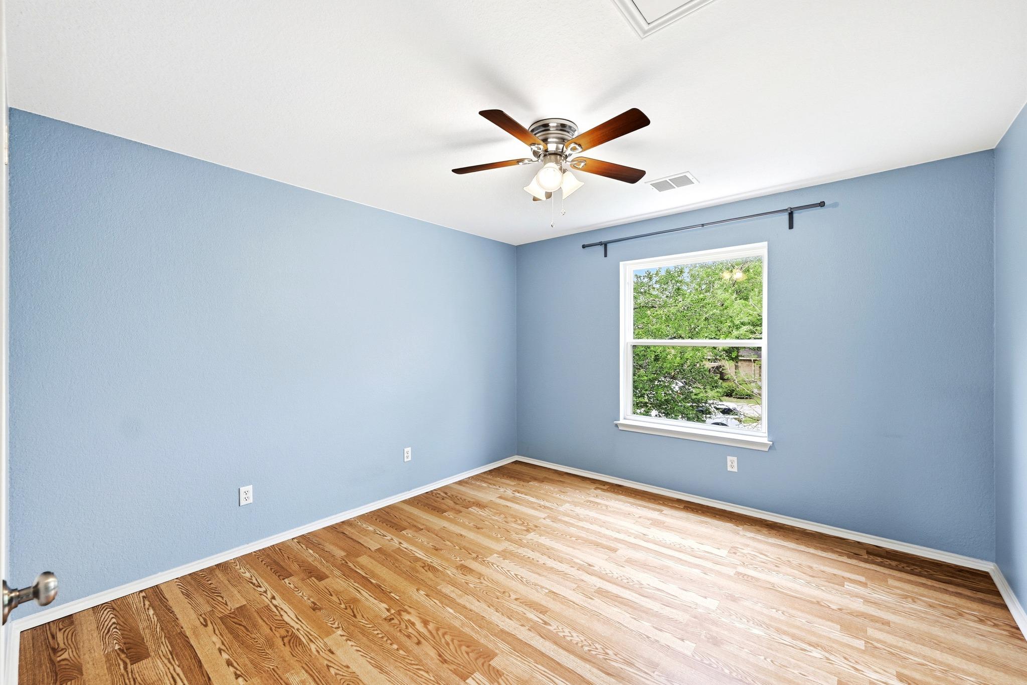 708 Holly Ct, Pflugerville, TX 78660