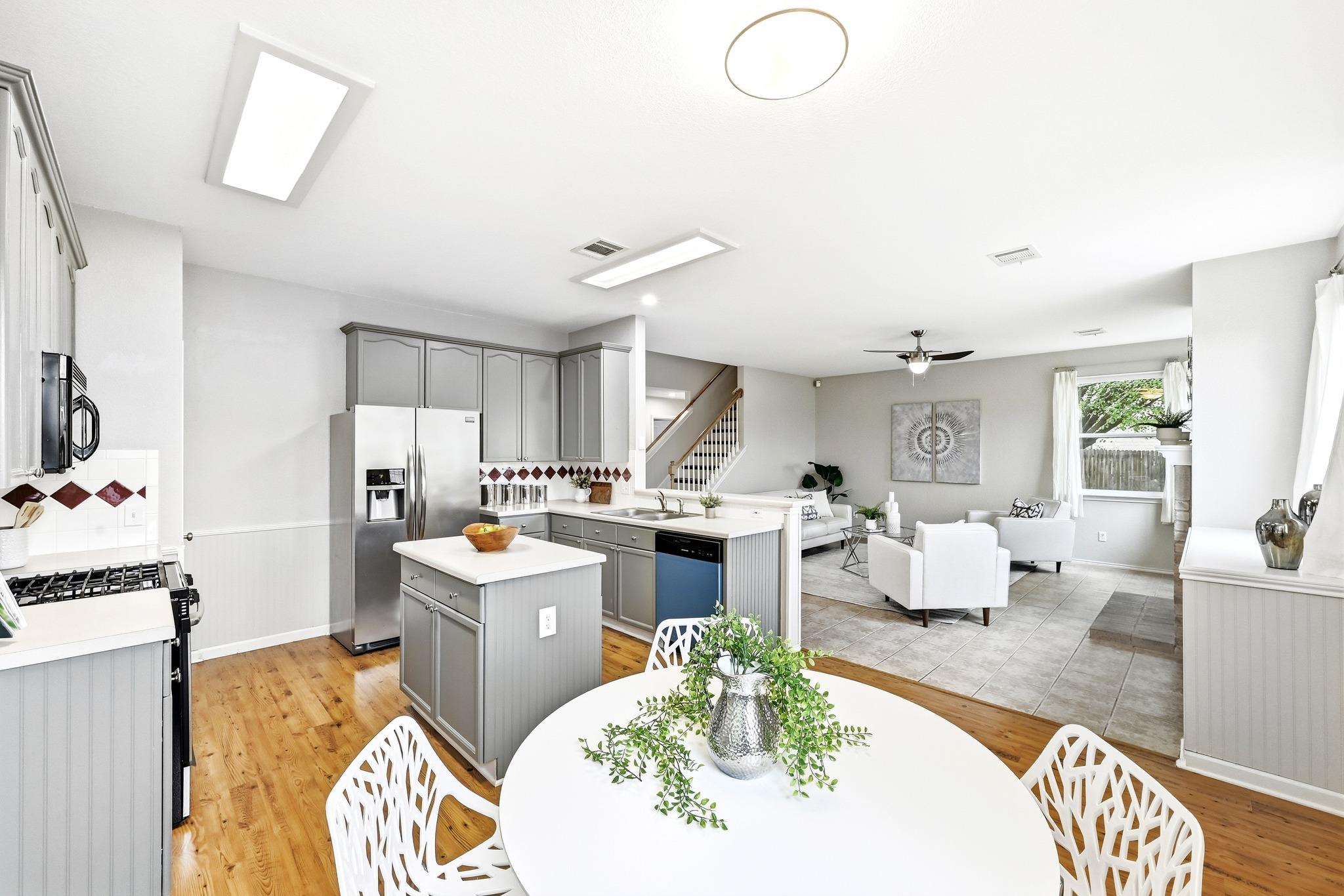 708 Holly Ct, Pflugerville, TX 78660