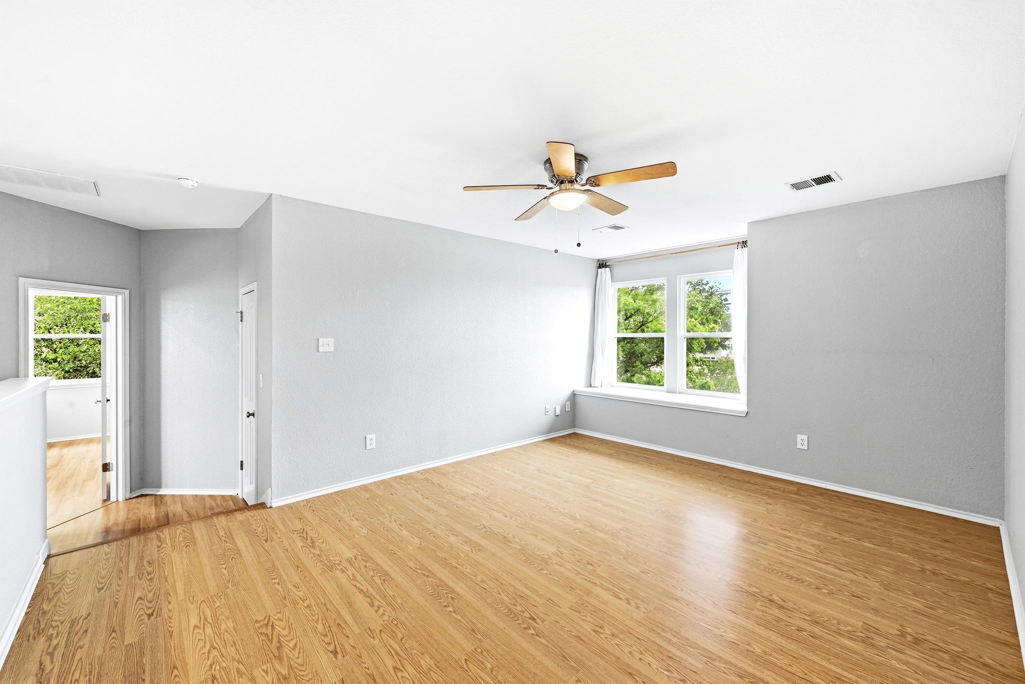 708 Holly Ct, Pflugerville, TX 78660