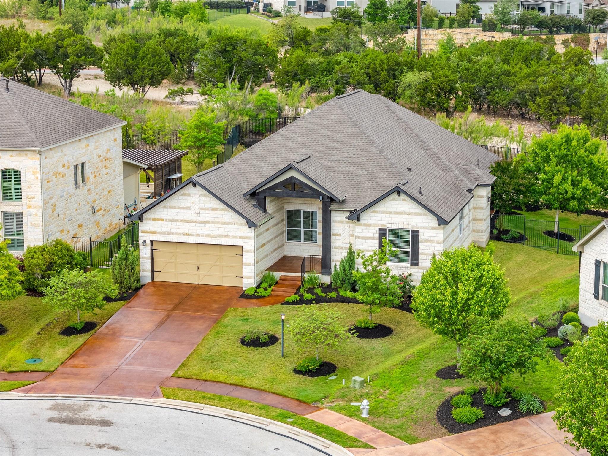 214 Vista Village Cv, Lakeway, TX 78738
