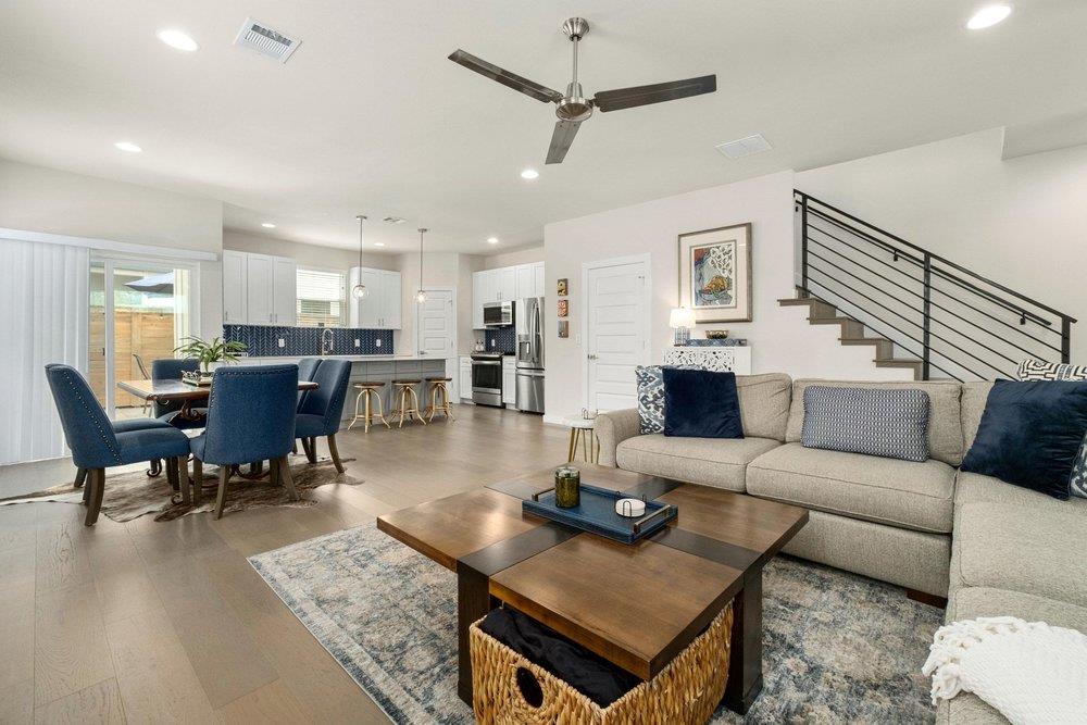 913 Valdez ST # A & B, Austin, TX 78741