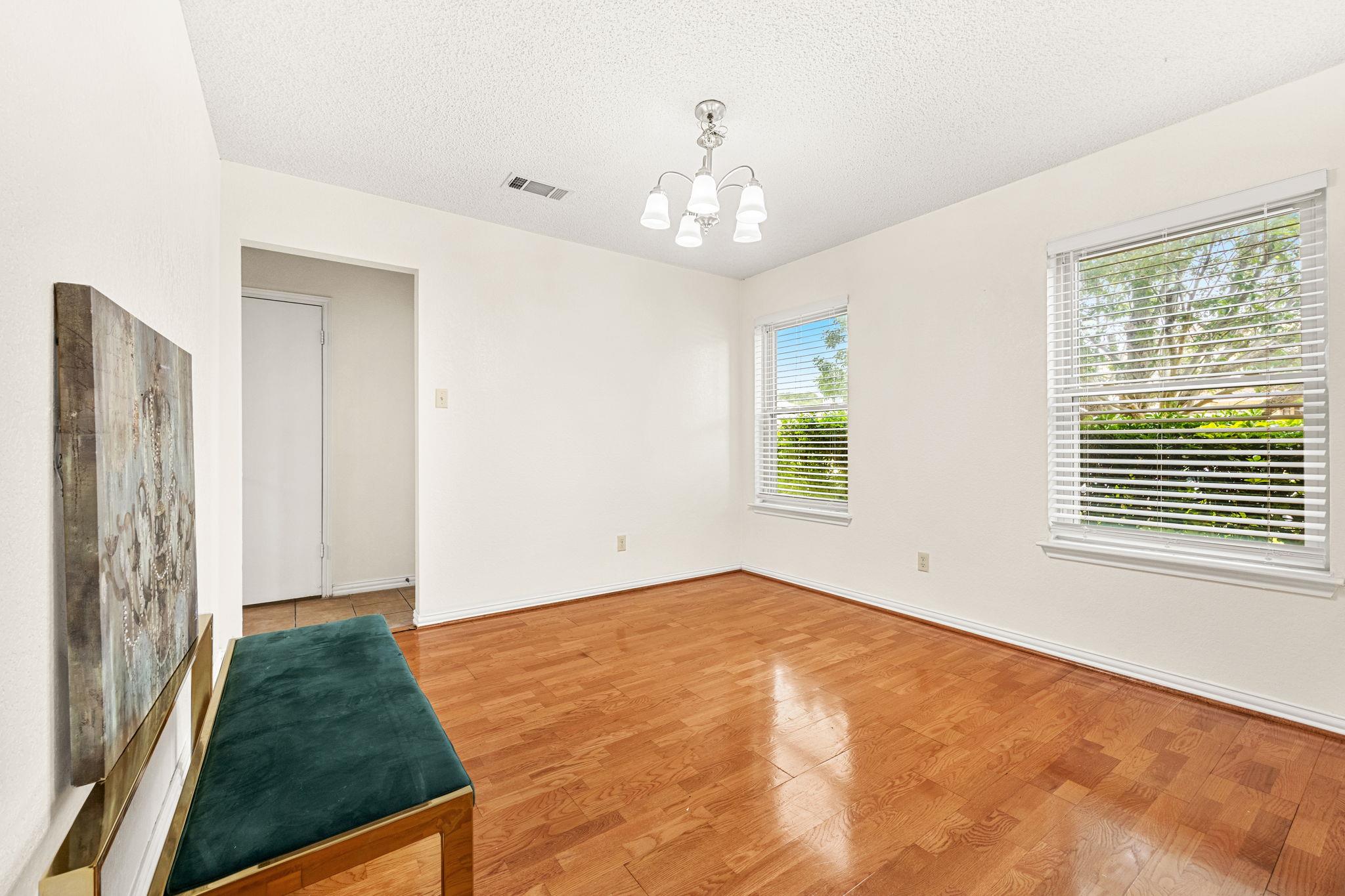 312 Barber Dr, Copperas Cove, TX 76522