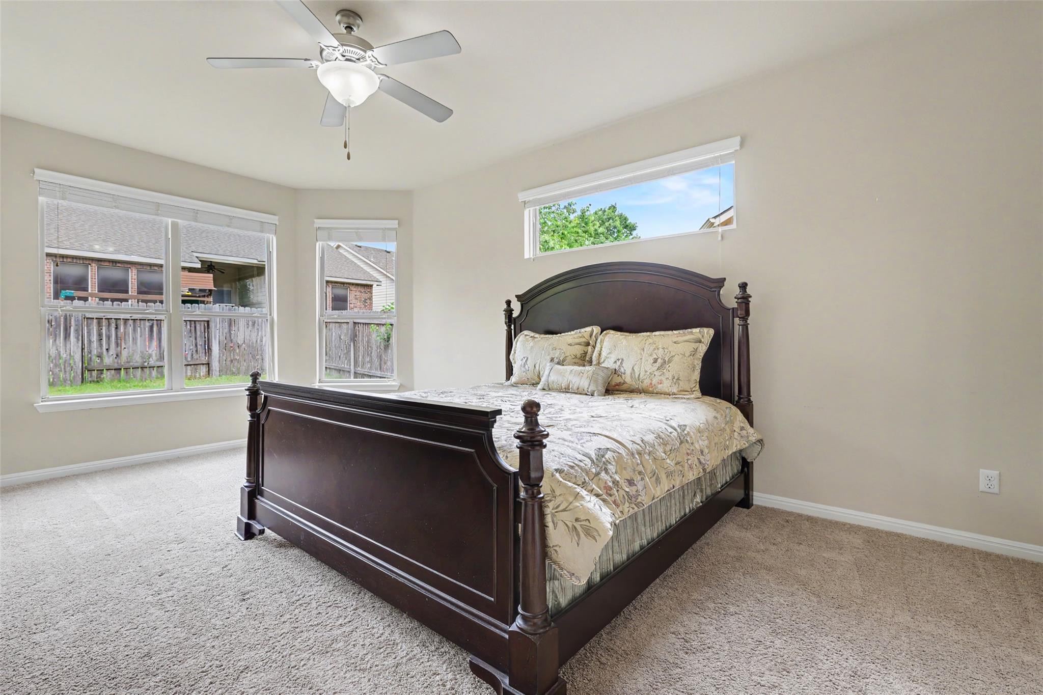 1008 Fred Couples Ct, Round Rock, TX 78664