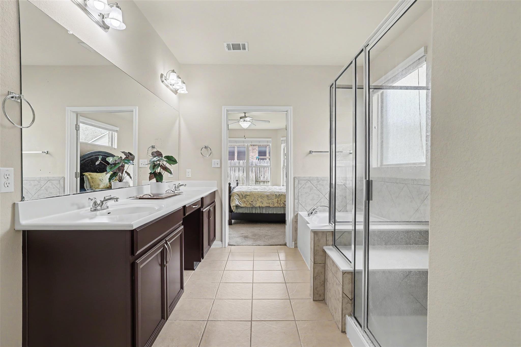 1008 Fred Couples Ct, Round Rock, TX 78664