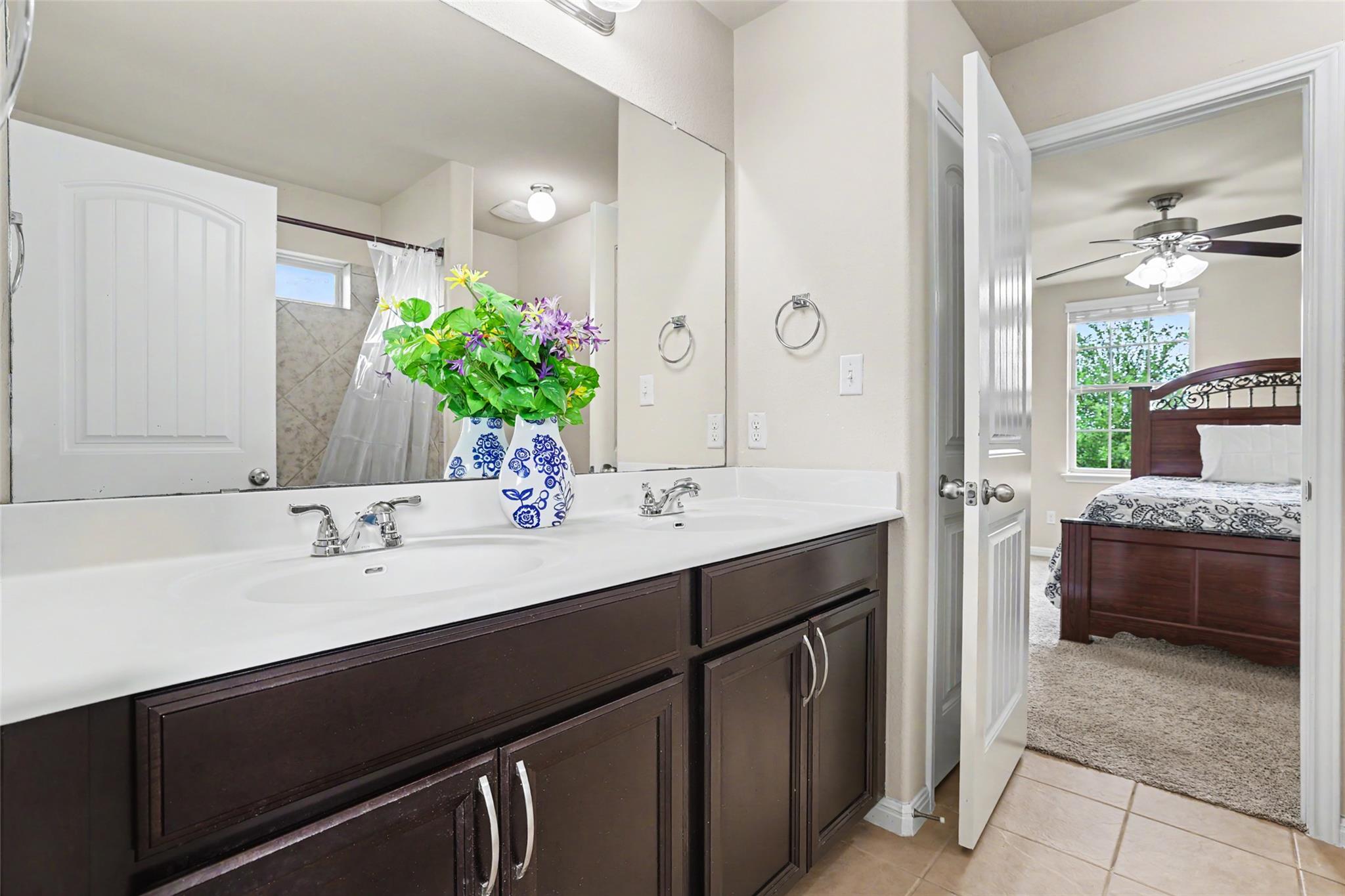 1008 Fred Couples Ct, Round Rock, TX 78664