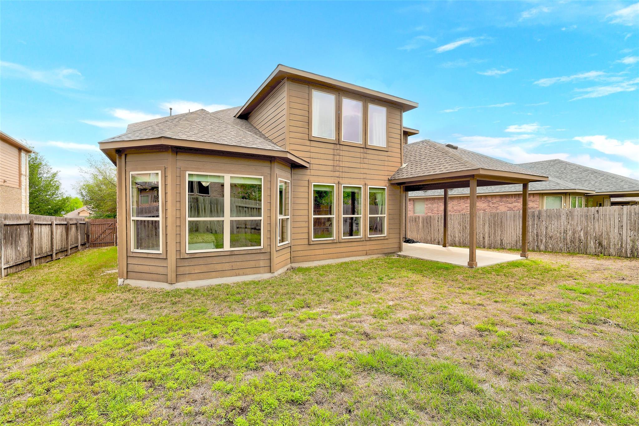 1008 Fred Couples Ct, Round Rock, TX 78664