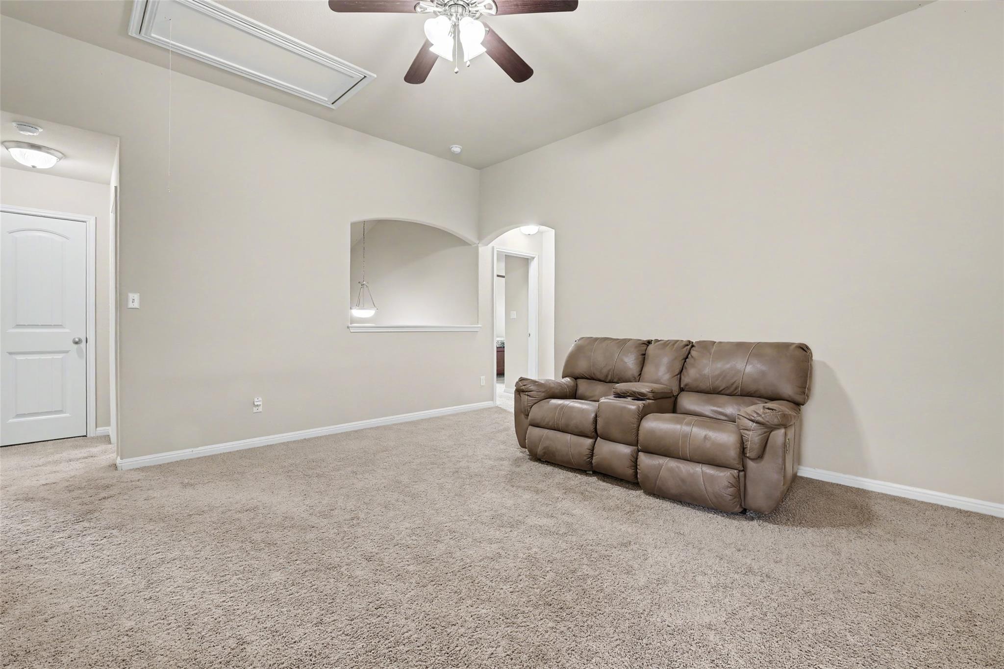 1008 Fred Couples Ct, Round Rock, TX 78664