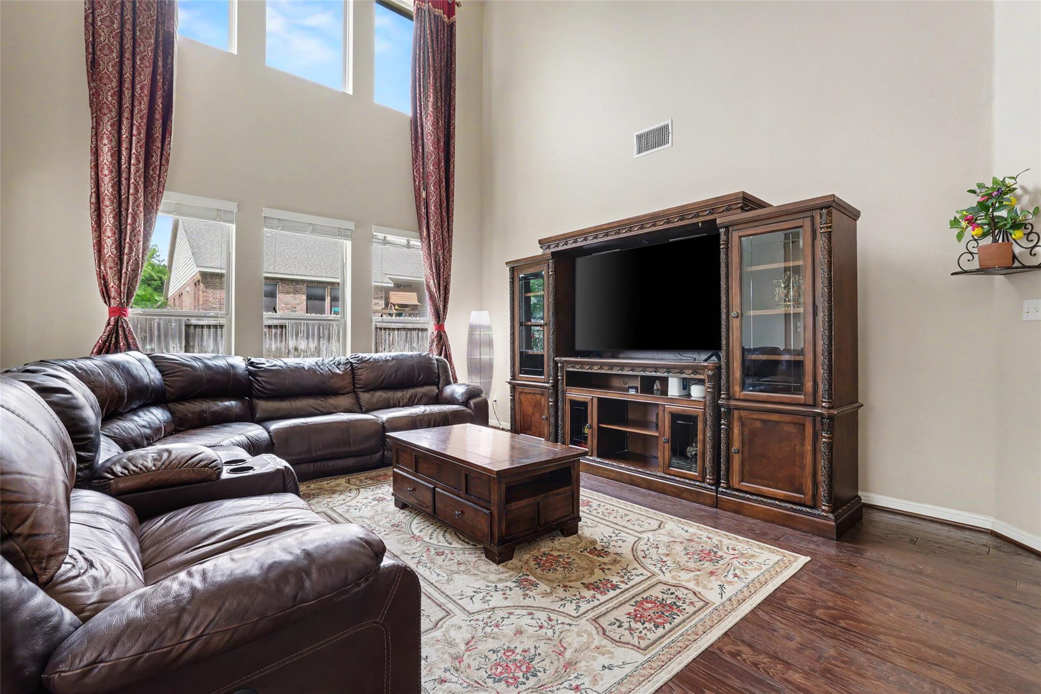 1008 Fred Couples Ct, Round Rock, TX 78664