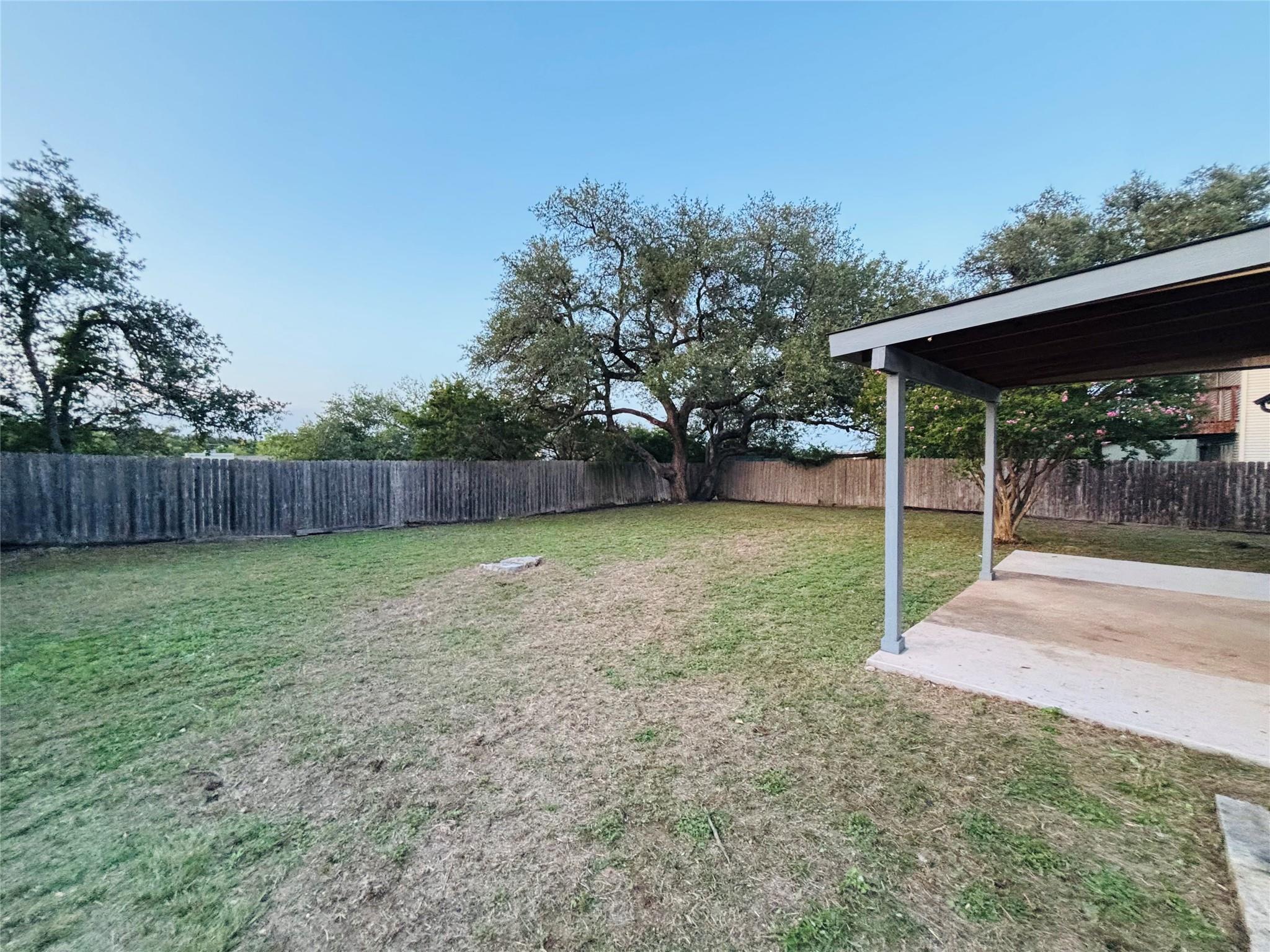 8308 Roan Ln, Austin, TX 78736