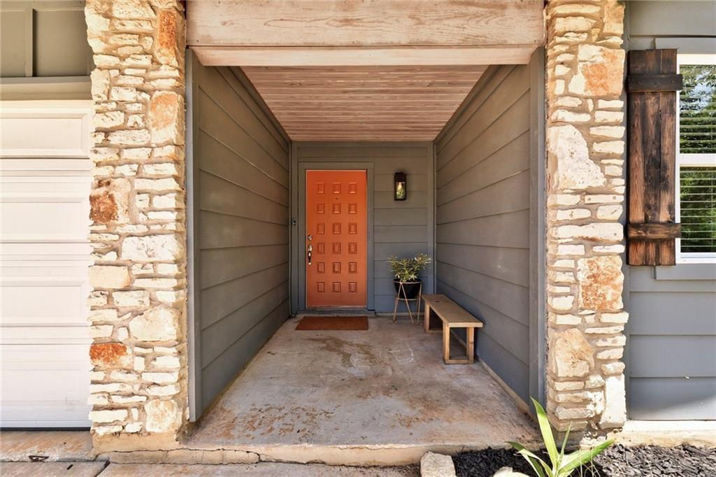 8308 Roan Ln, Austin, TX 78736