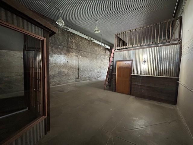 111 N Main St, Taylor, TX 76574