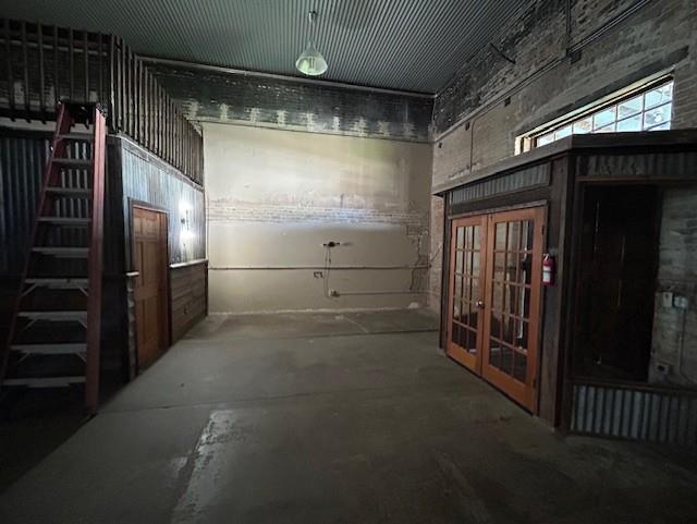 111 N Main St, Taylor, TX 76574