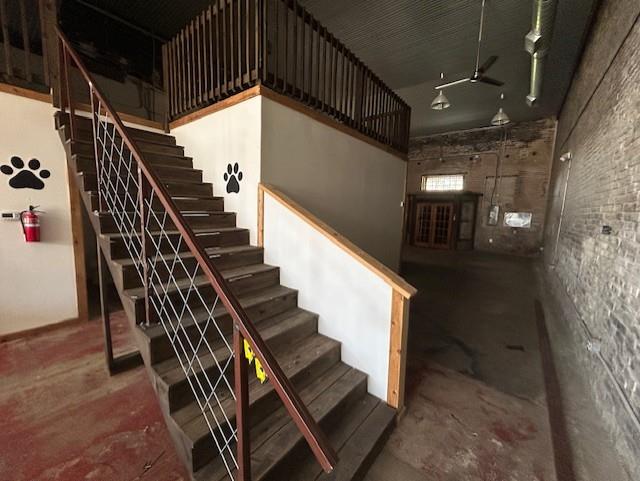 111 N Main St, Taylor, TX 76574