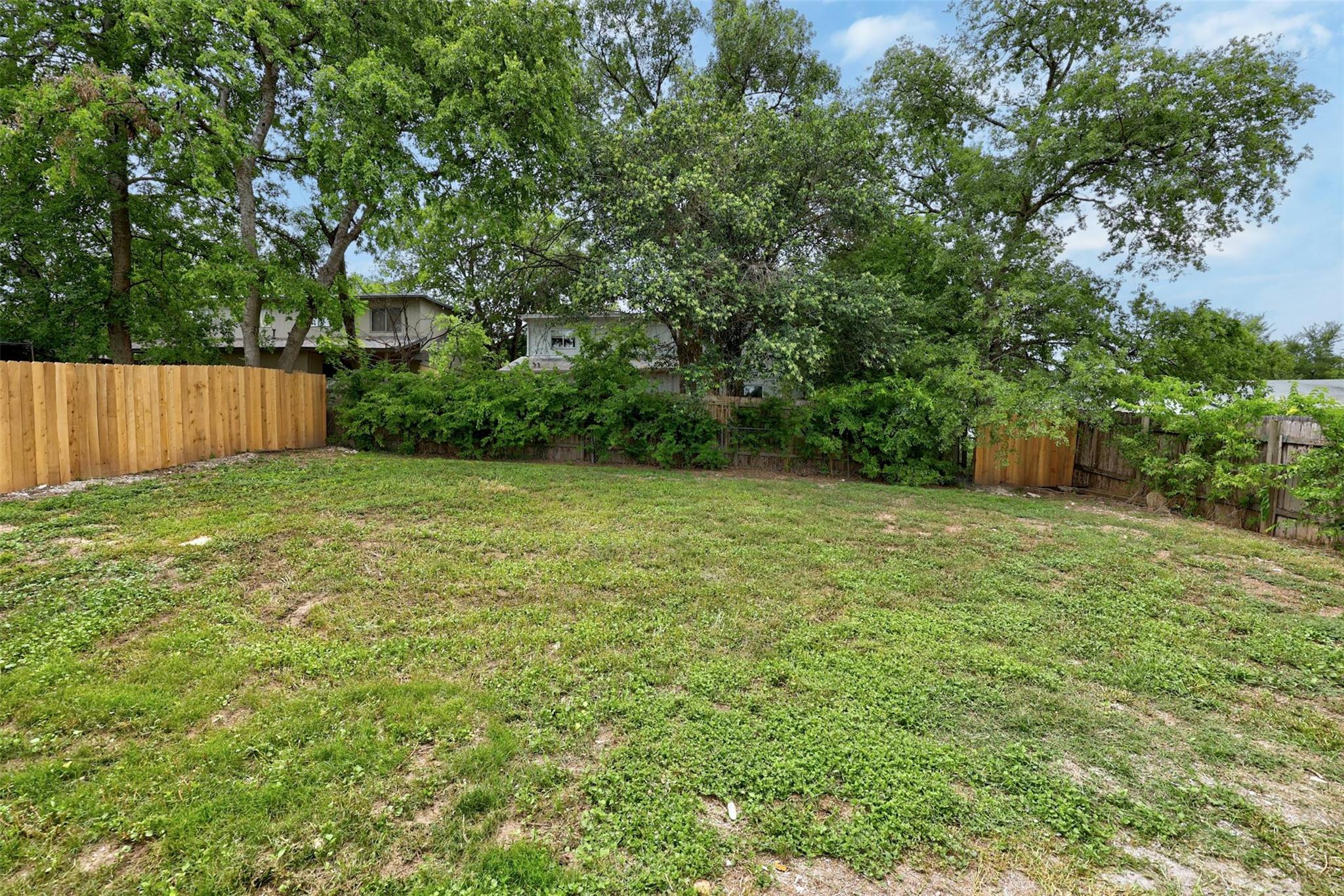 6506 King George Dr, Austin, TX 78745