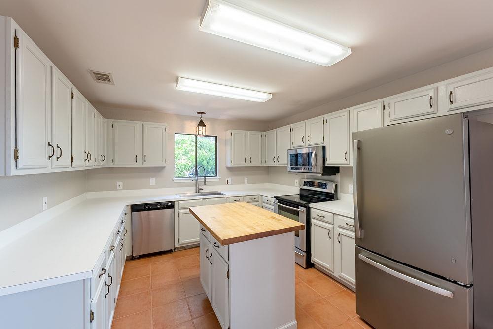7010 Scenic Brook Dr, Austin, TX 78736
