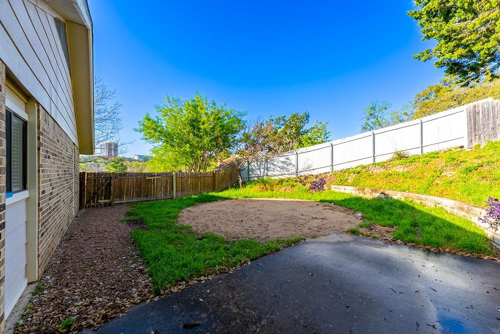 7010 Scenic Brook Dr, Austin, TX 78736