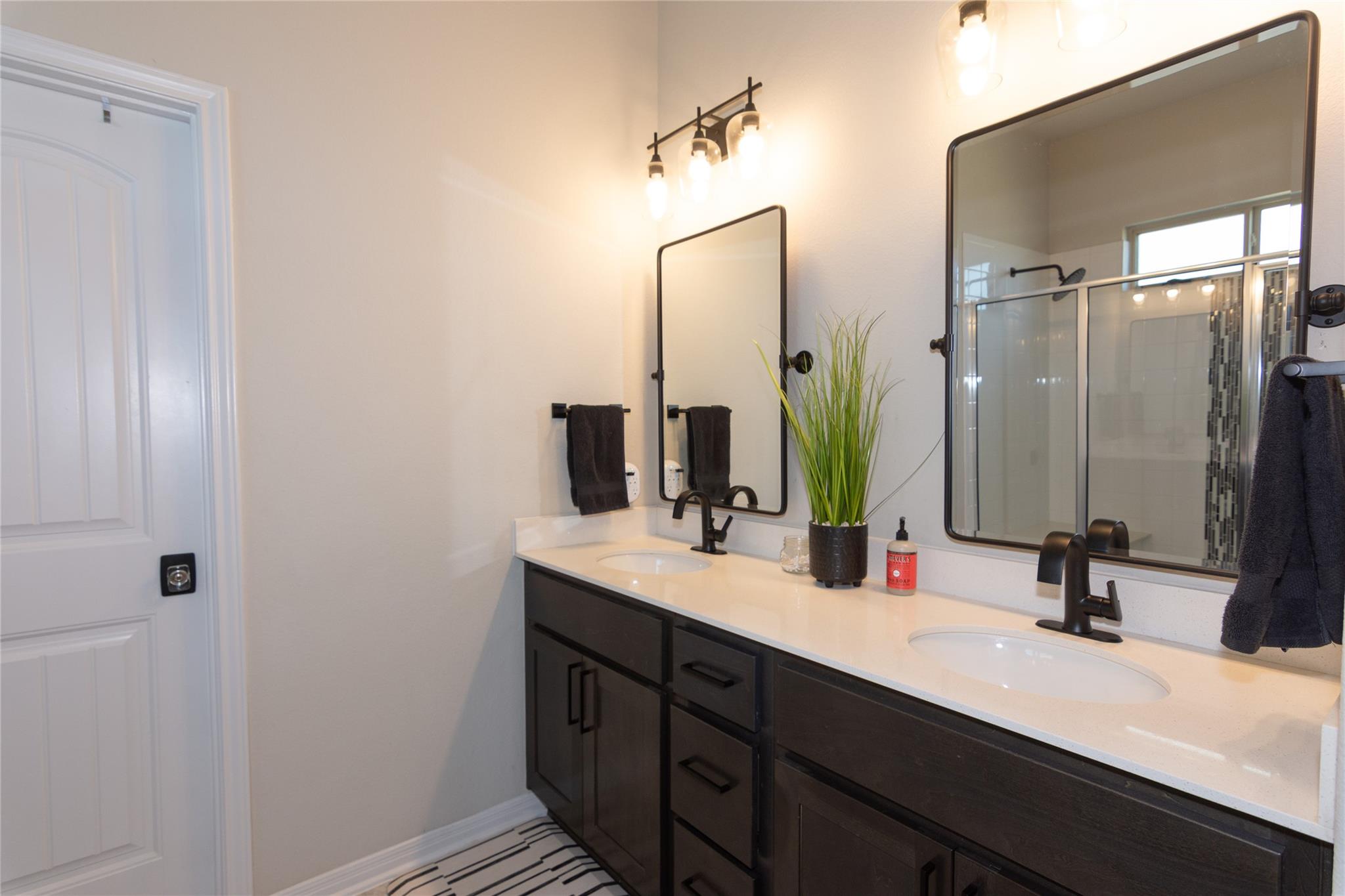 505 Blue Oak Blvd, San Marcos, TX 78666