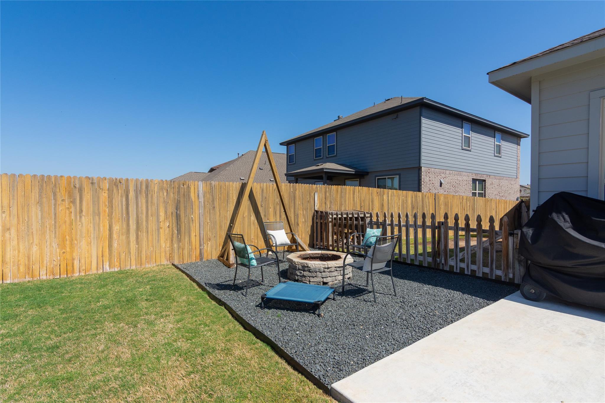 505 Blue Oak Blvd, San Marcos, TX 78666