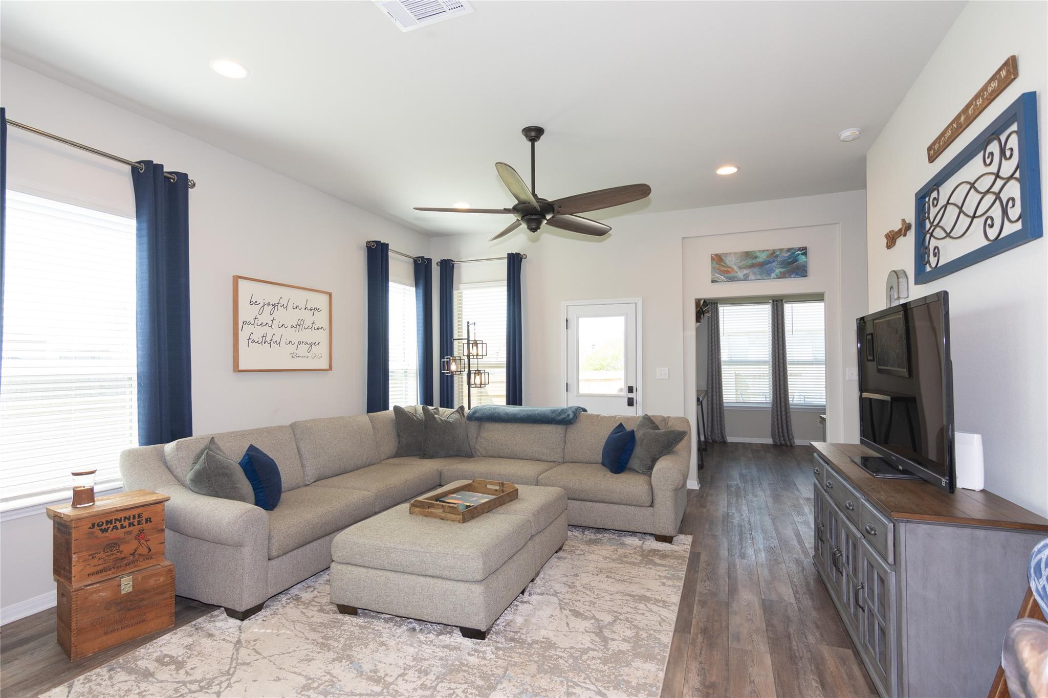 505 Blue Oak Blvd, San Marcos, TX 78666