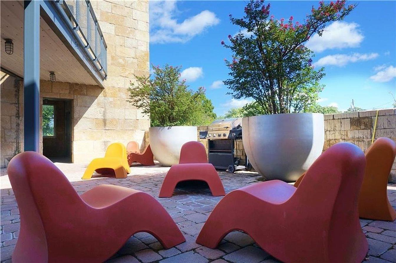 3016 Guadalupe St # 305, Austin, TX 78705