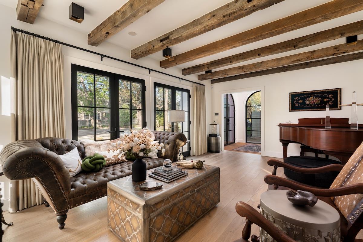 713 E 32nd St, Austin, TX 78705