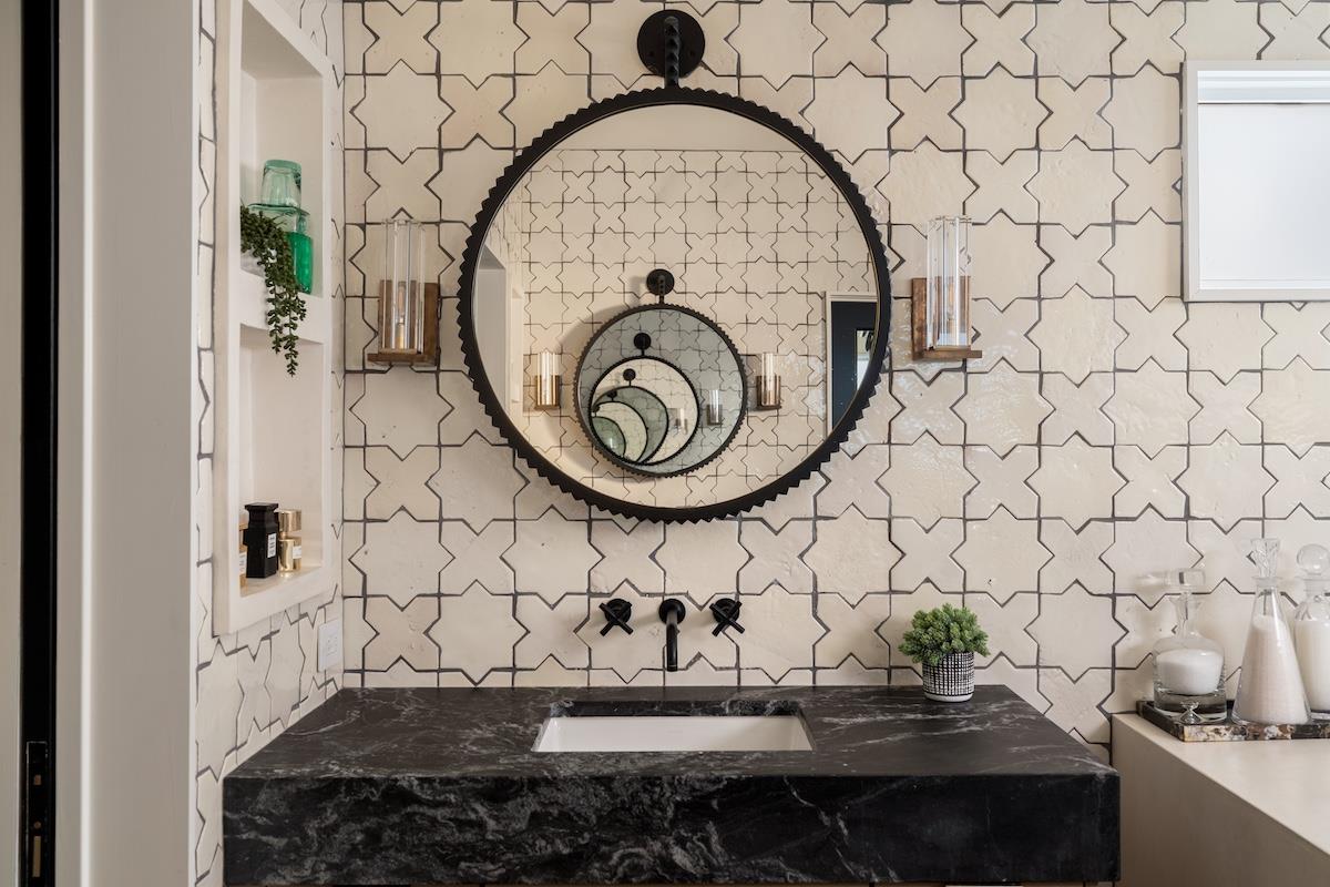 713 E 32nd St, Austin, TX 78705