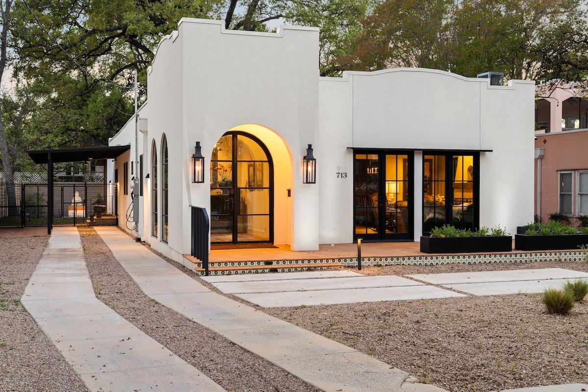 713 E 32nd St, Austin, TX 78705