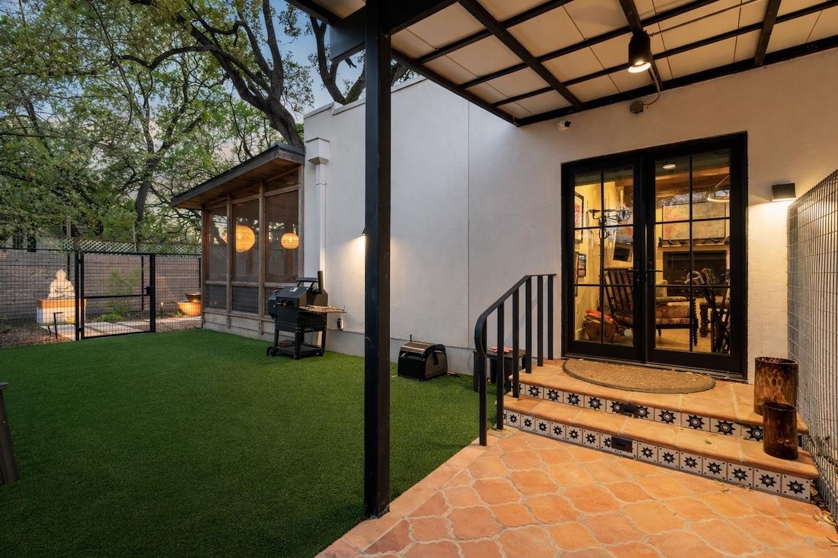 713 E 32nd St, Austin, TX 78705