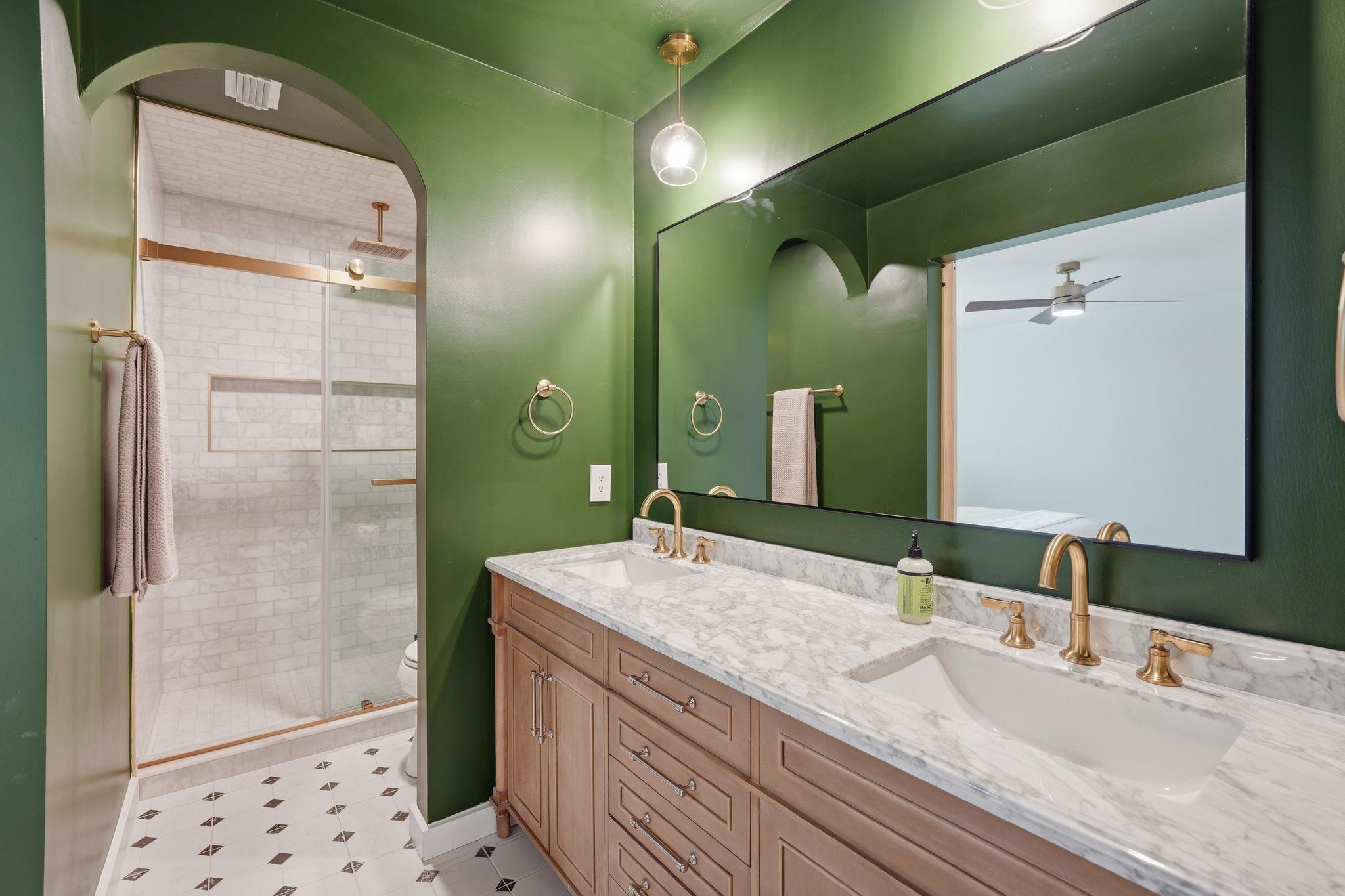 6804 Meadow Run, Austin, TX 78745