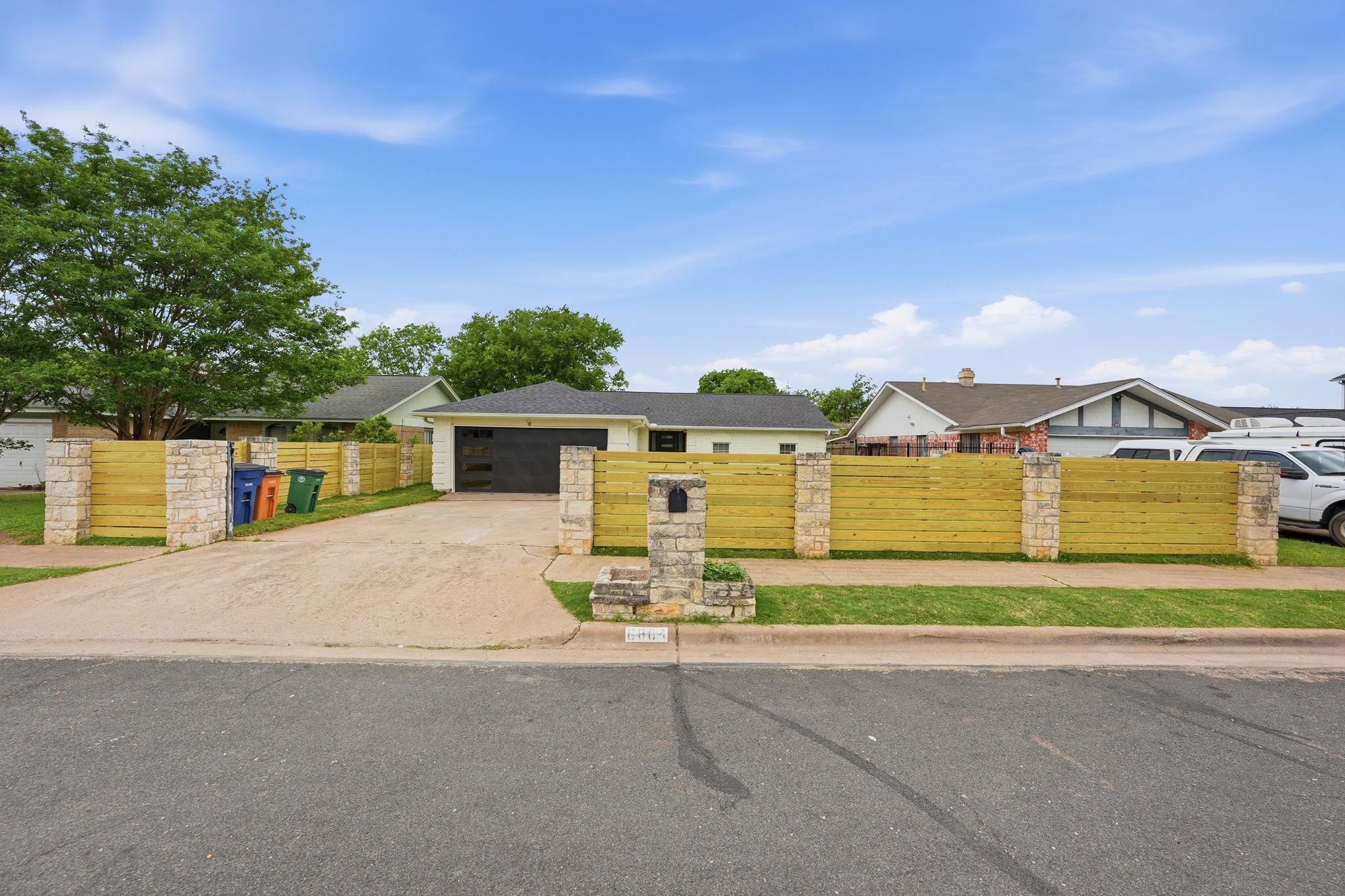 6804 Meadow Run, Austin, TX 78745