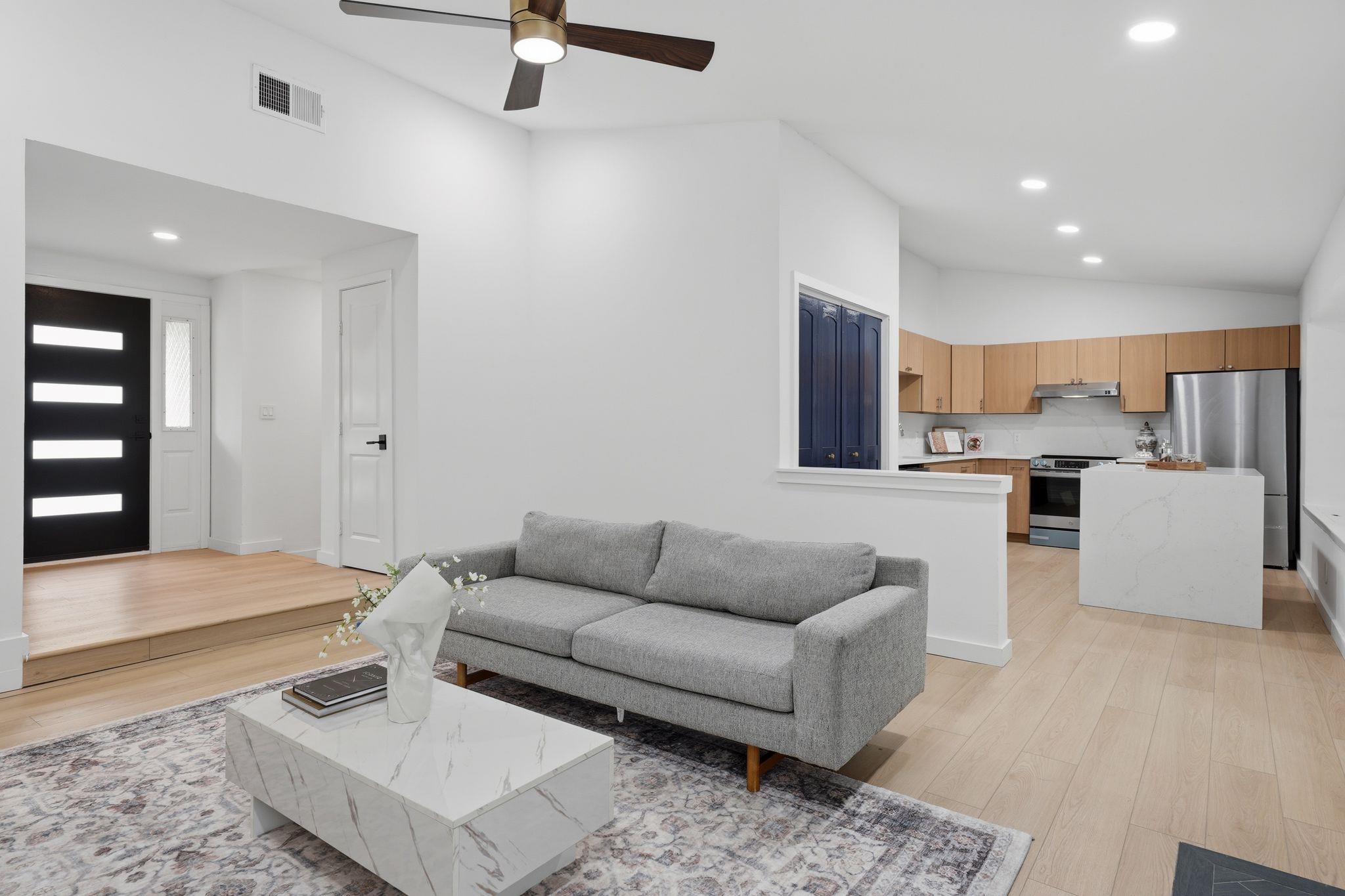 6804 Meadow Run, Austin, TX 78745