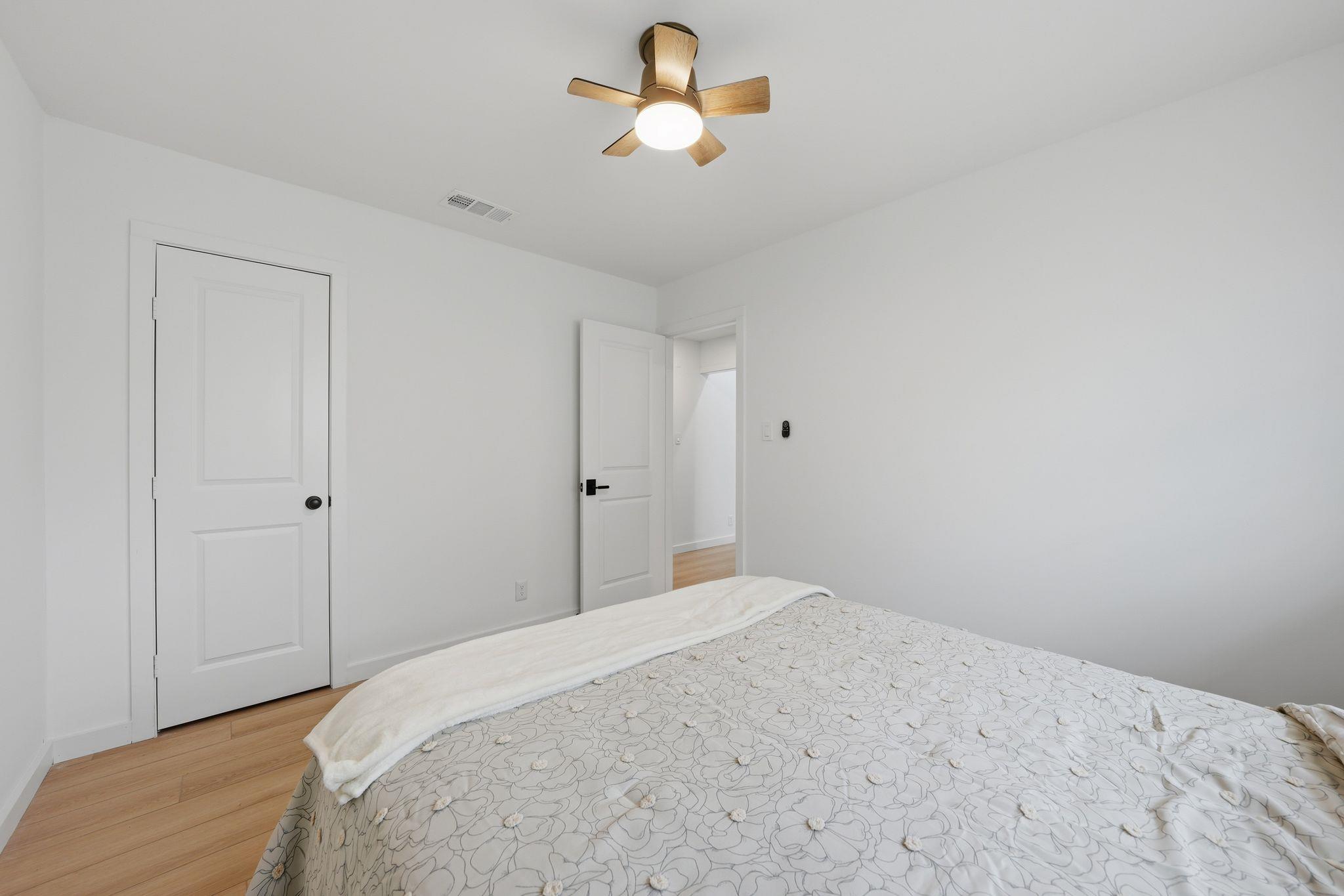 6804 Meadow Run, Austin, TX 78745