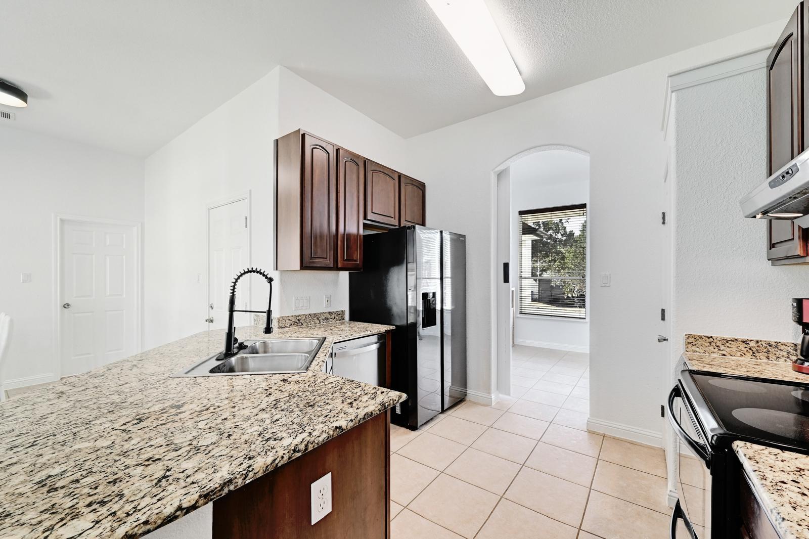 21006 Greenpark Dr, Lago Vista, TX 78645