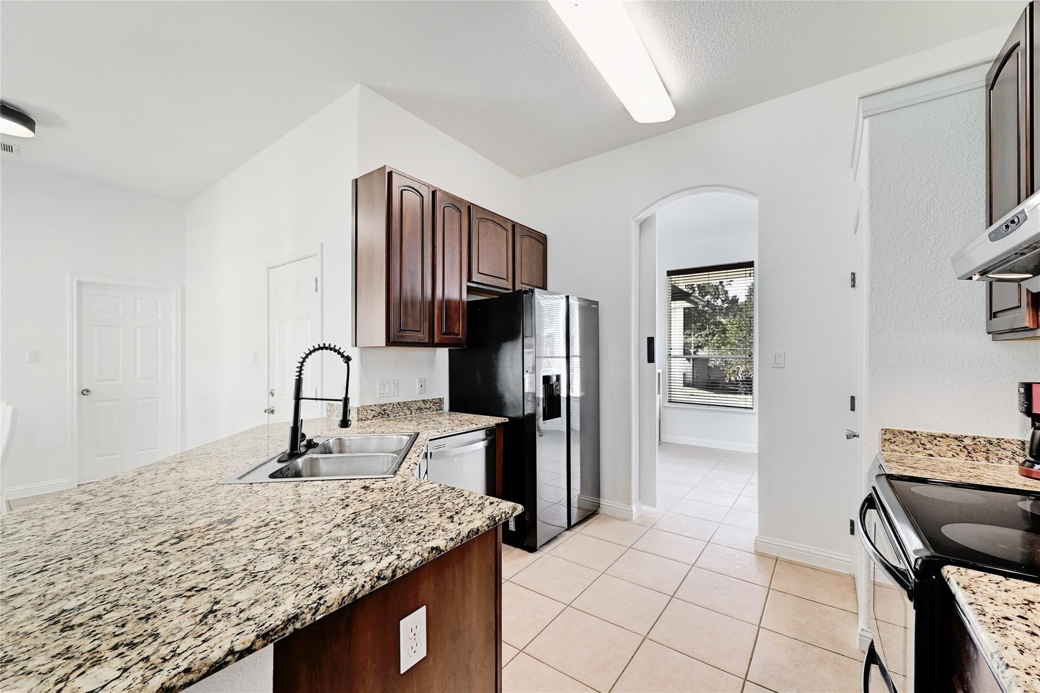 21006 Greenpark Dr, Lago Vista, TX 78645