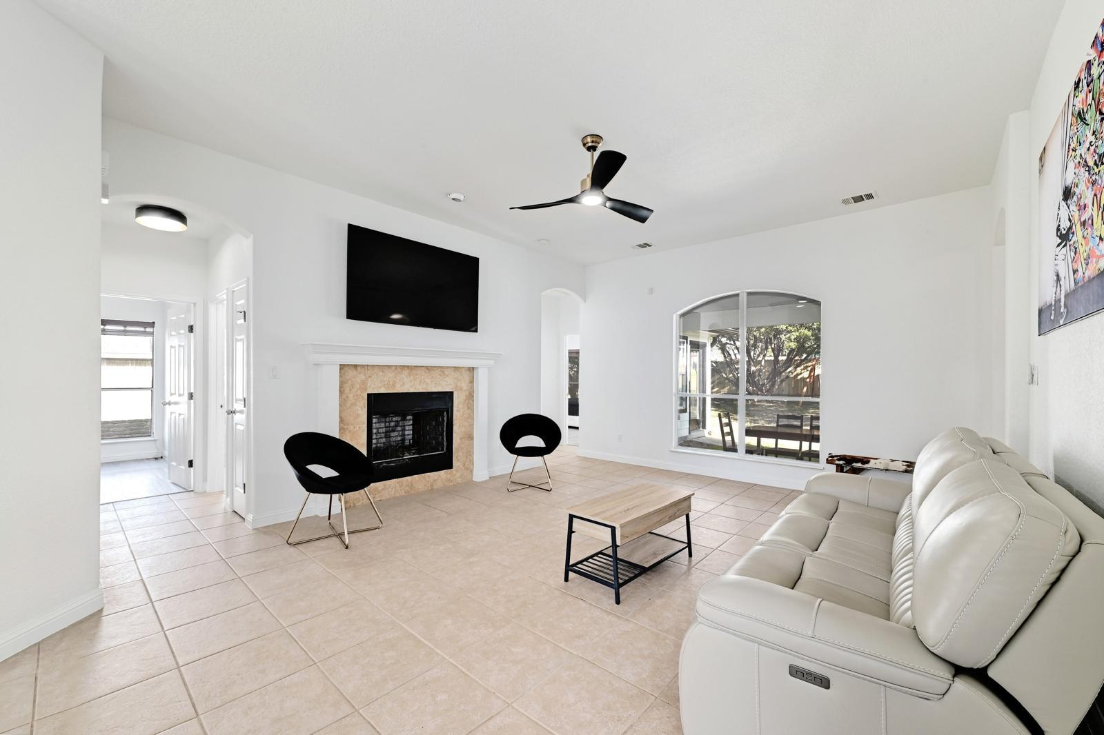 21006 Greenpark Dr, Lago Vista, TX 78645