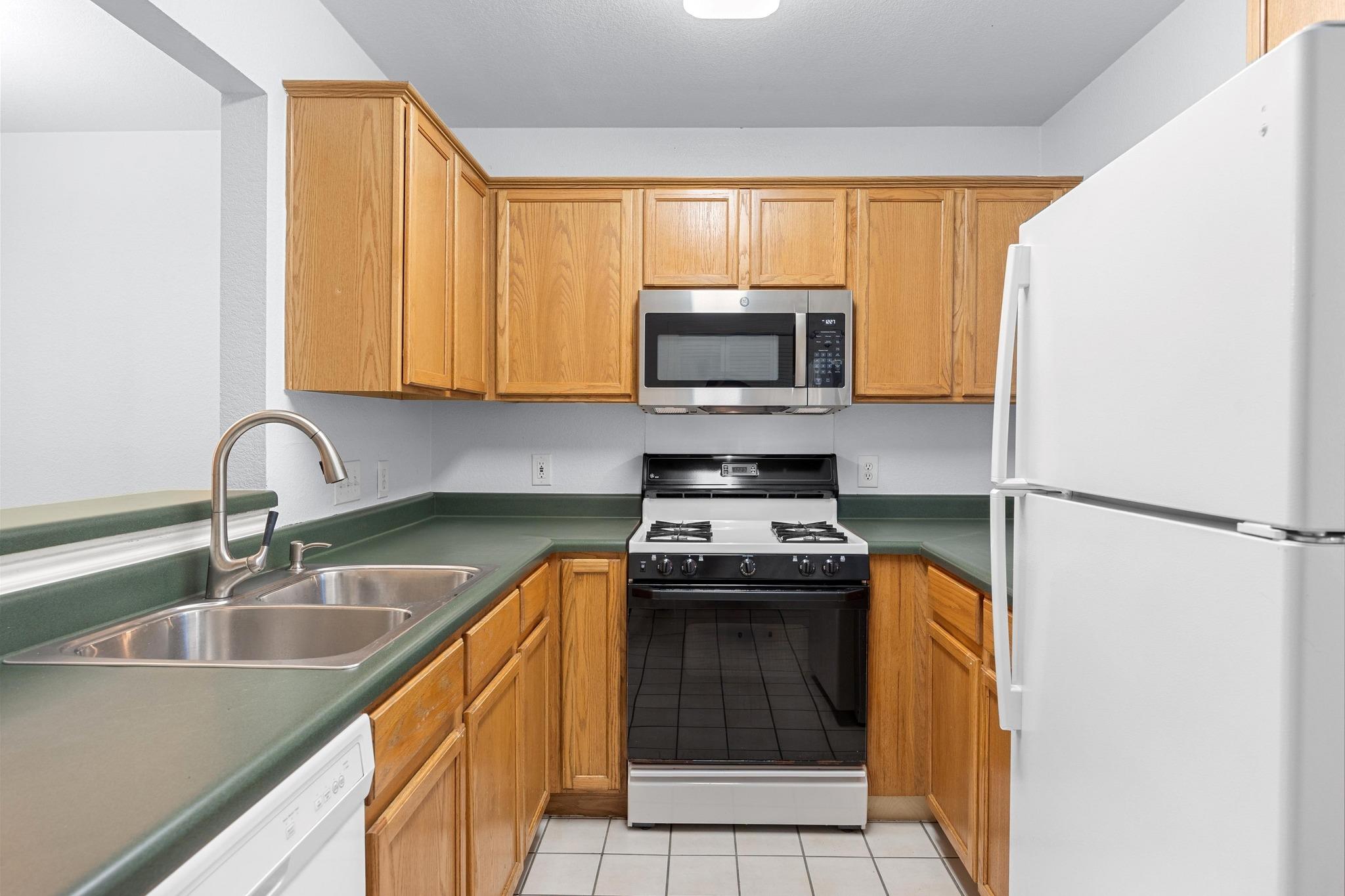 11901 Swearingen Dr # 129, Austin, TX 78758